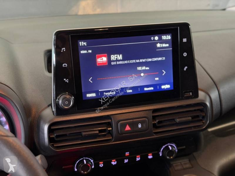 عربة نفعية Opel 1.5 CDTi 100HP 3L