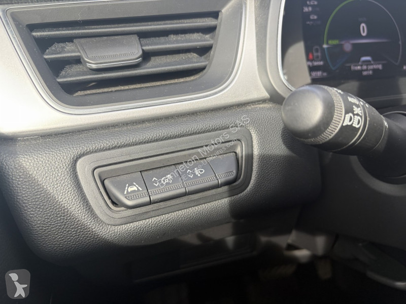 Samochód dostawczy Renault (2) Intens E-TECH...