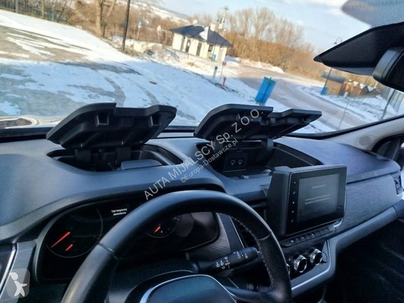 Samochód dostawczy Renault