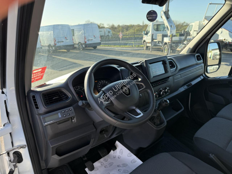 Véhicule utilitaire Renault MASTER F3500 L2H2...