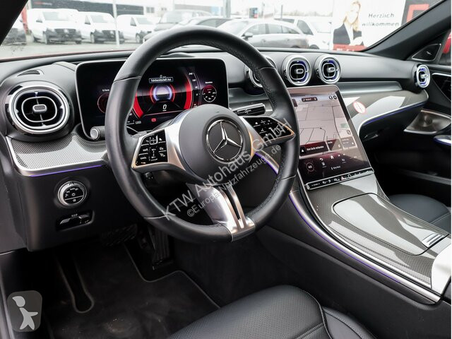 Véhicule utilitaire Mercedes C 300 T...