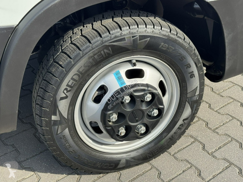 Furgoneta Iveco 35C14