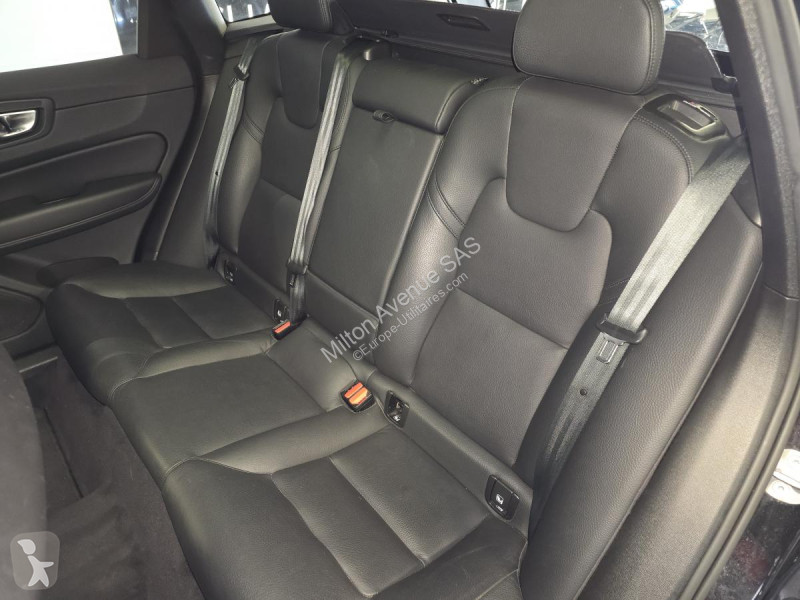 Samochód dostawczy Volvo XC60 B4 Micro-Hybride...