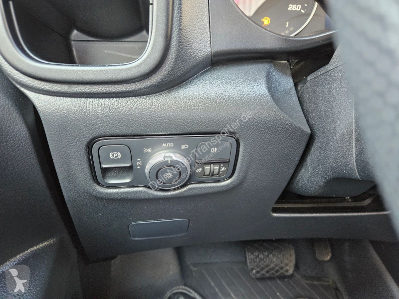 عربة نفعية Mercedes Vito...