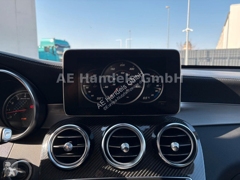 عربة نفعية Mercedes 43 AMG 4M...