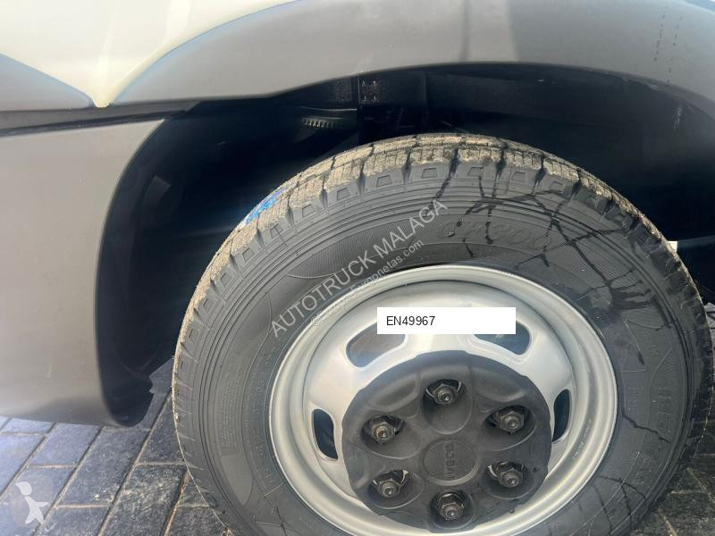 Furgoneta Iveco 35C15 paquetero