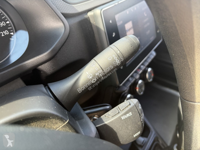 Véhicule utilitaire Renault Confort - Tce 100-22