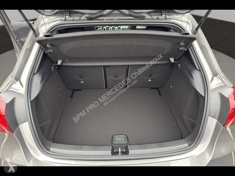 Veicolo commerciale Mercedes 200 d 150ch...