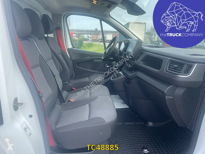 عربة نفعية Renault 3 150.30 EDC6 L1H1
