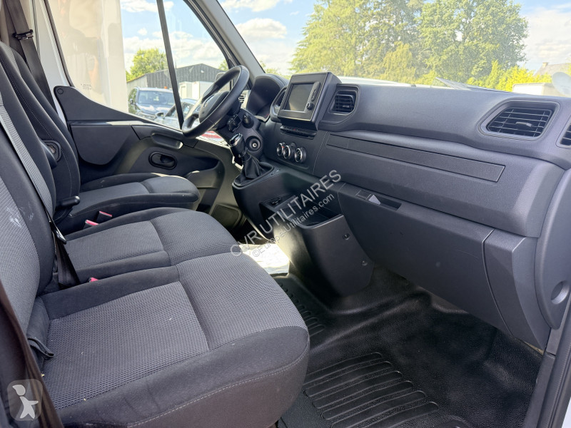 عربة نفعية Renault MASTER III FG F3500 L2H2 2.3...