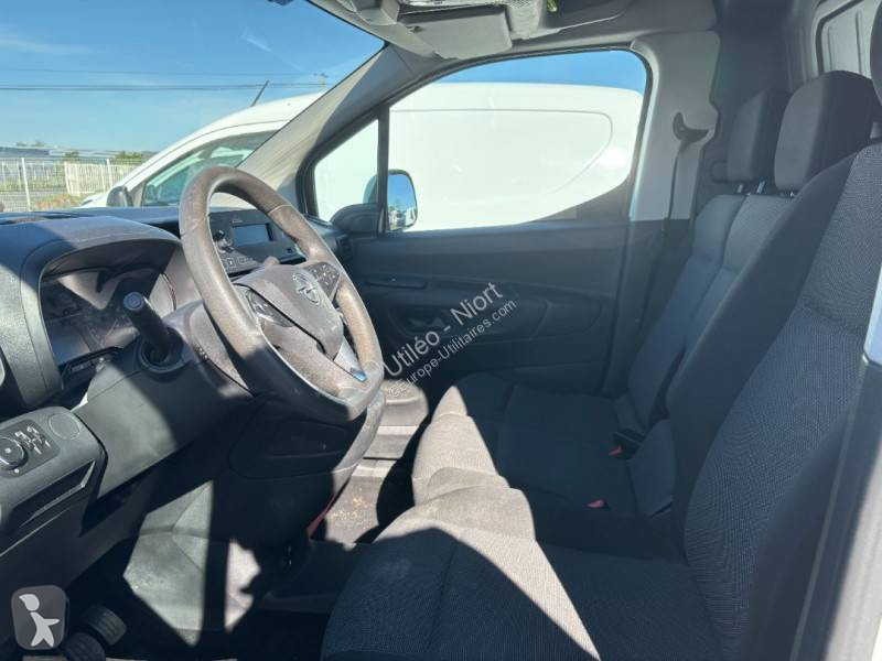 عربة نفعية Opel