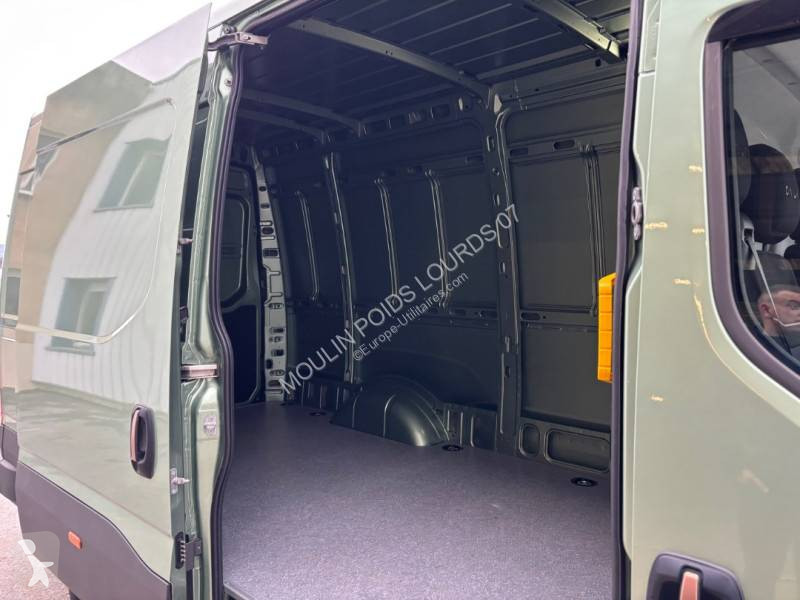 Véhicule utilitaire Iveco