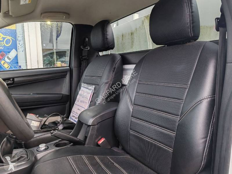 Samochód dostawczy Isuzu