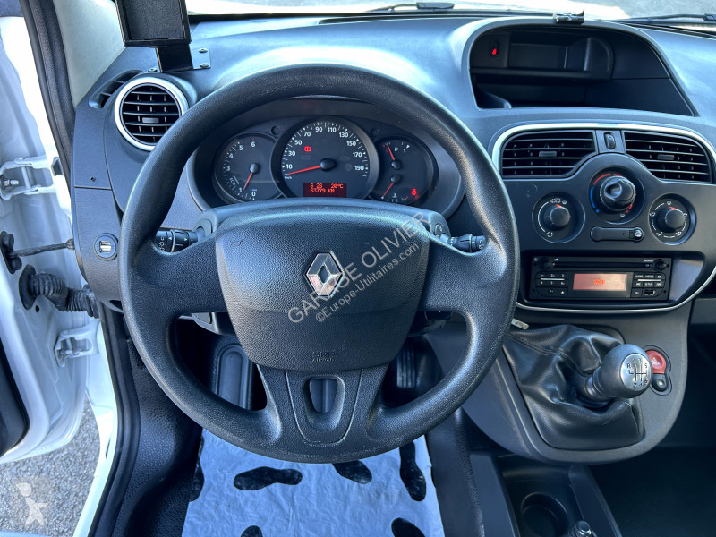 Véhicule utilitaire Renault Maxi Grand Volume...