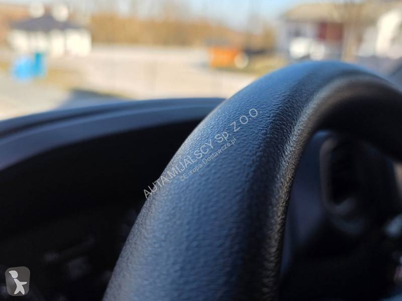 Samochód dostawczy Renault