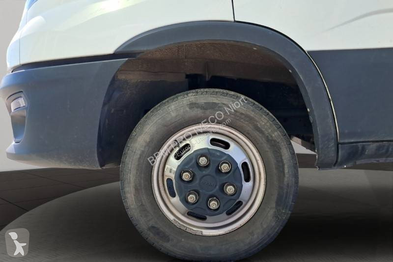 عربة نفعية Iveco
