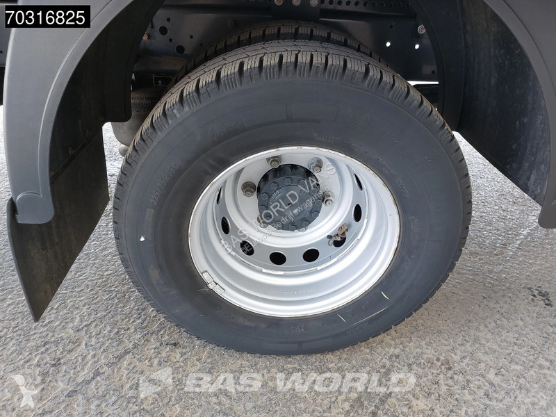 Furgoneta Iveco 72C18 3.0L Automaat 1000KG...
