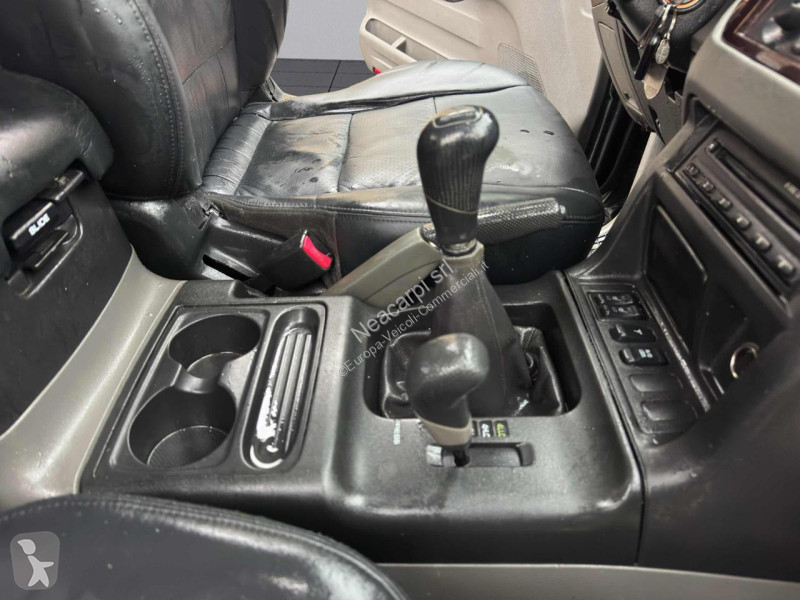 عربة نفعية Mitsubishi