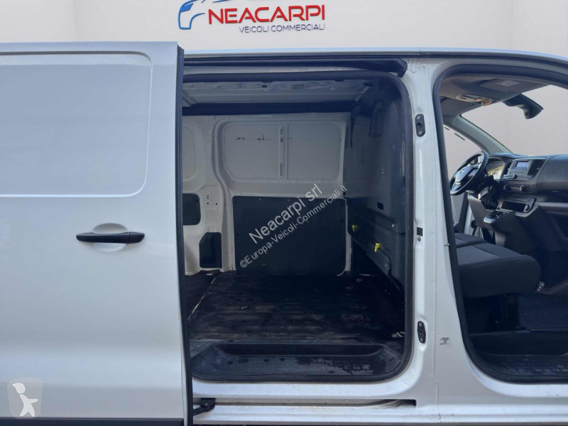 عربة نفعية Opel