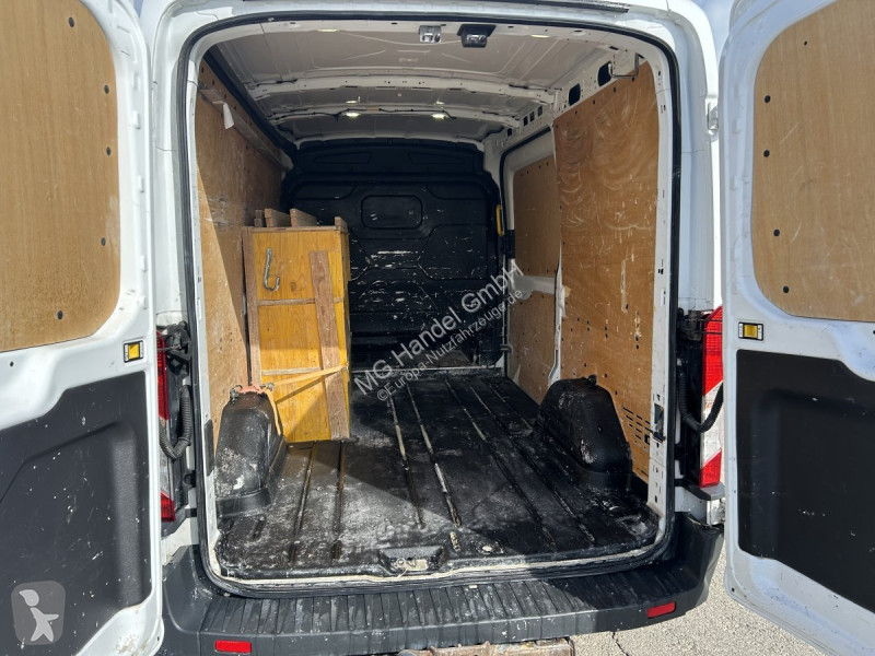Véhicule utilitaire Ford Transit L2H2,AHK