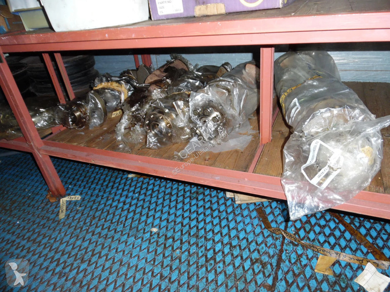 عربة نفعية Mercedes W123 W124 W201 SPARE PARTS...