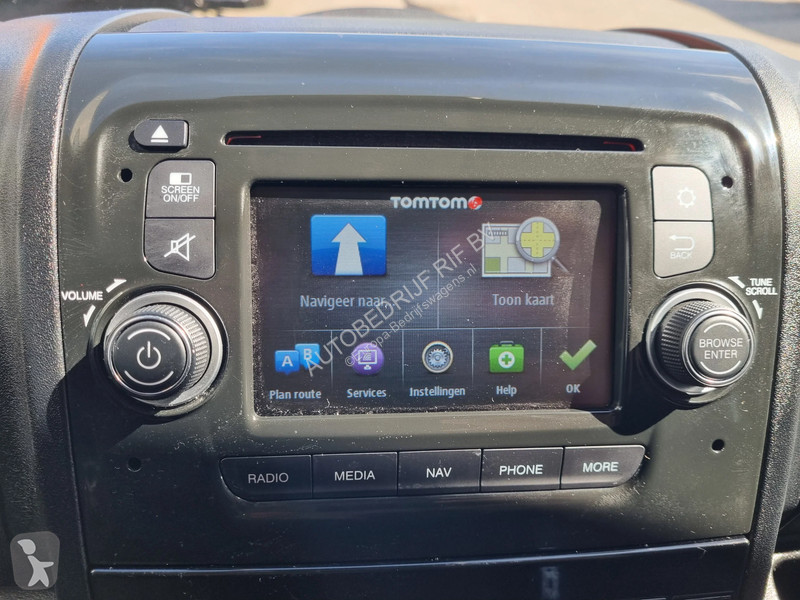 Furgoneta Peugeot 2.0 HDI L2H2 9 Persoons Euro 6