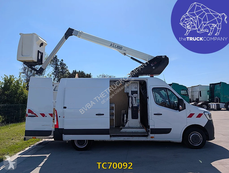 Samochód dostawczy Renault 145.35 nacelle klubb