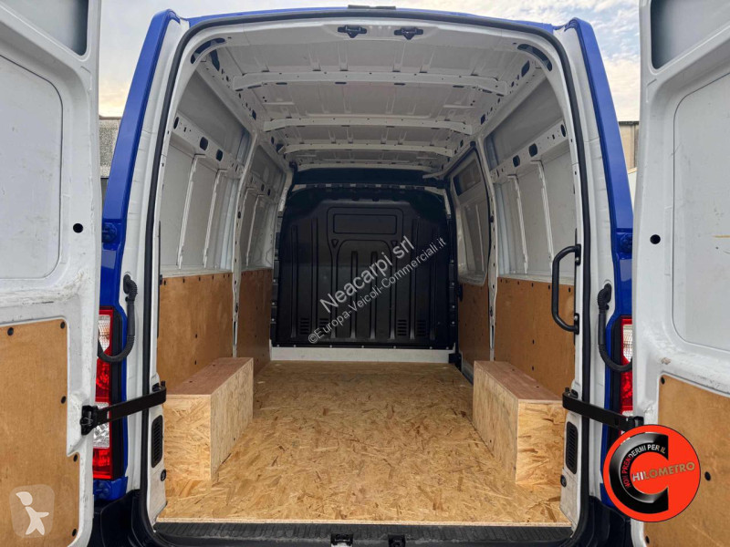 Veicolo commerciale Nissan