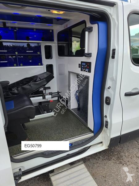عربة نفعية Renault TRAFIC  2.0 LES