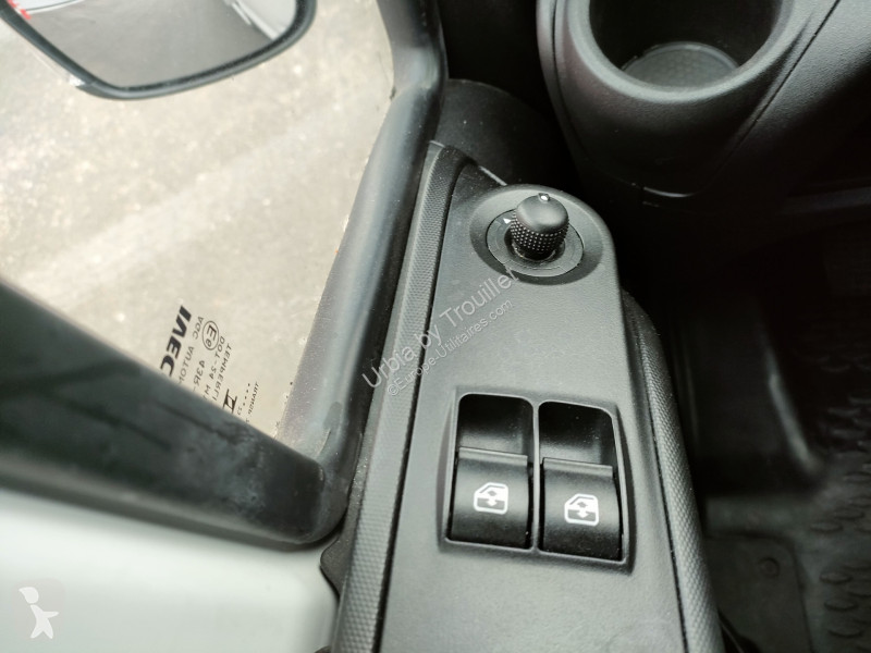 Véhicule utilitaire Iveco FRIGO POSITIF/NEGATIF...