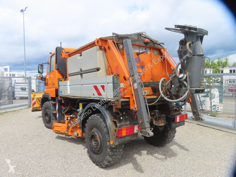 Mercedes U 400 Transporter