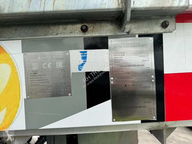 عربة نفعية Nissan 3X UNIT  35.13 EURO 6 + LIFT...