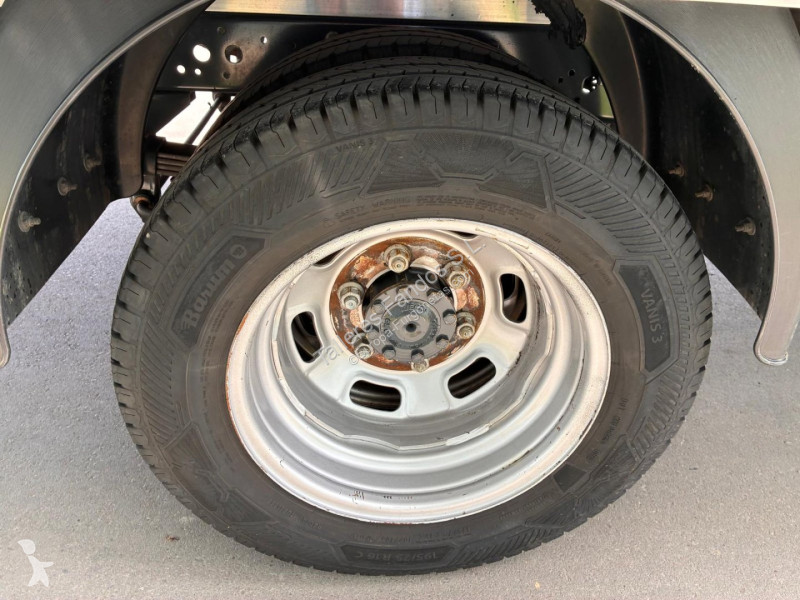 Furgoneta Iveco  35C16 20m3