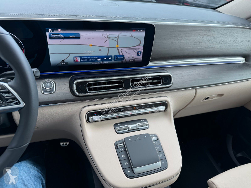 Furgoneta Mercedes V  d AVA DISTRONIC AHK 2,5to...