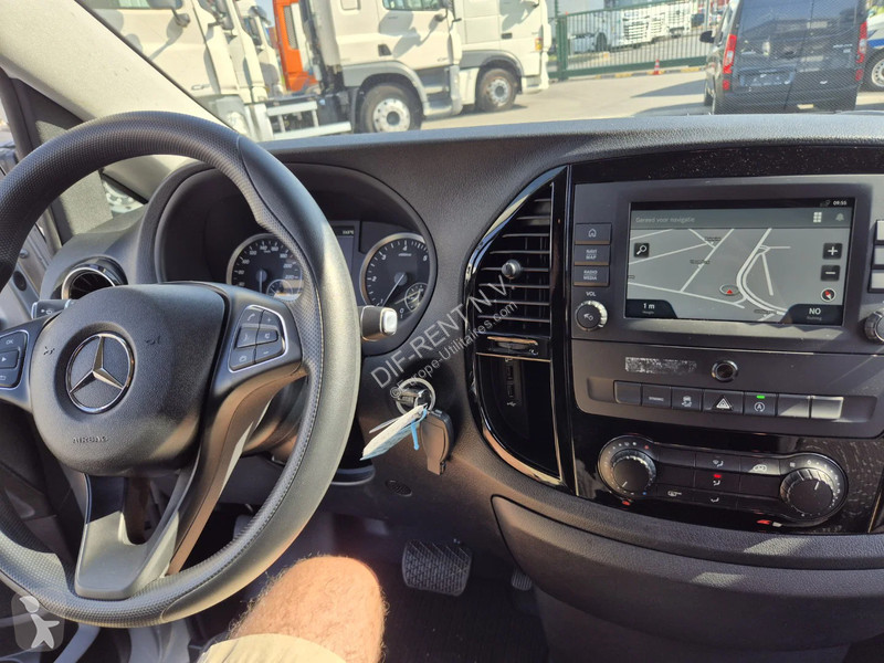 عربة نفعية Mercedes TOURER Vito