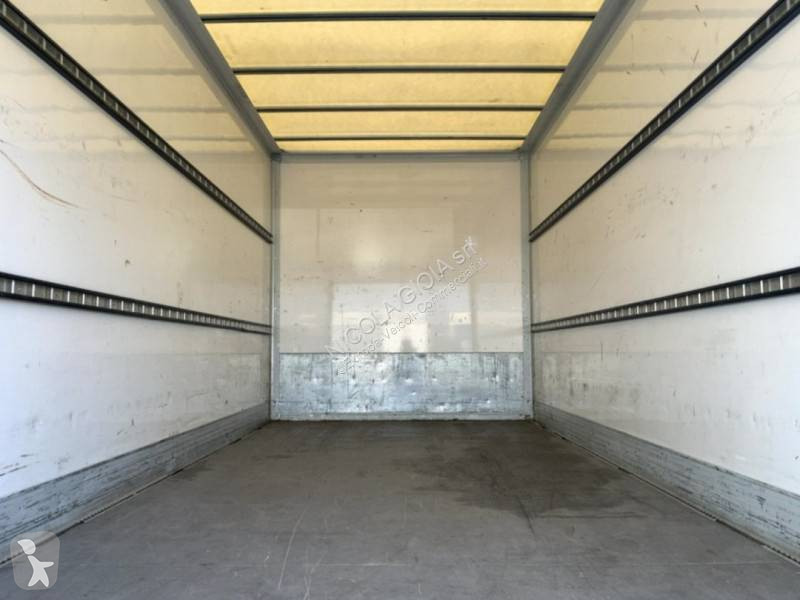Furgoneta Iveco