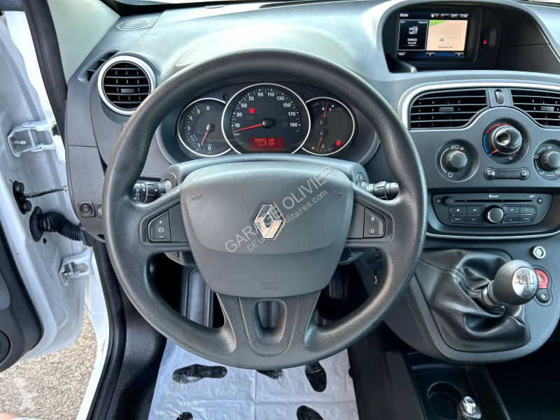 Véhicule utilitaire Renault 1.5 Blue dci 95...
