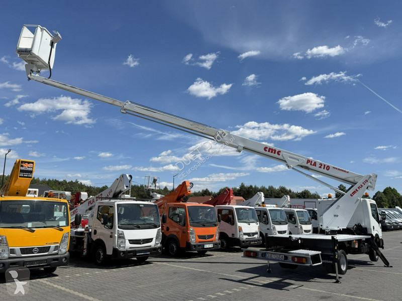 Nissan  Transporter