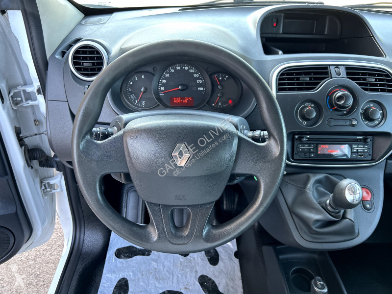 Véhicule utilitaire Renault Maxi Grand Volume...