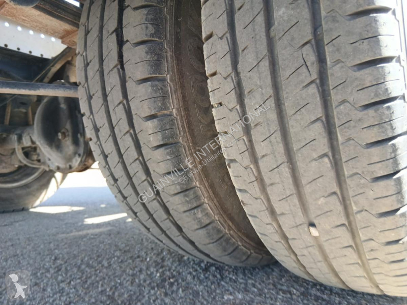 عربة نفعية Iveco 35C13