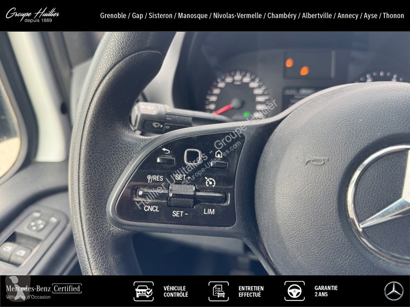 Véhicule utilitaire Mercedes 515 CDI 37 Benne...