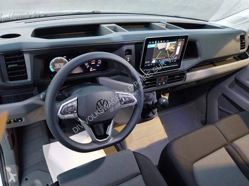 Volkswagen CRAFTER VAN 30 L3H3 2.0 TDI 140 CH...