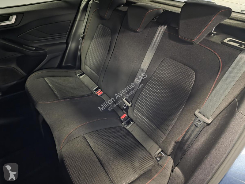 Véhicule utilitaire Ford FOCUS 1.0 EcoBoost...