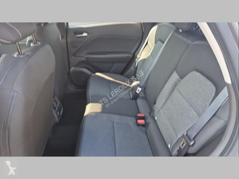 Véhicule utilitaire Renault CAPTUR