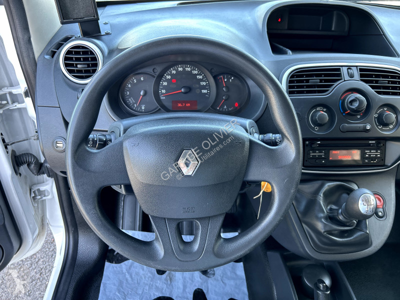 Véhicule utilitaire Renault Maxi Grand Volume...