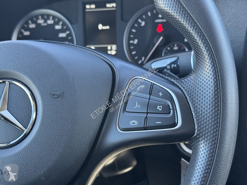 Véhicule utilitaire Mercedes Vito  Fourgon...