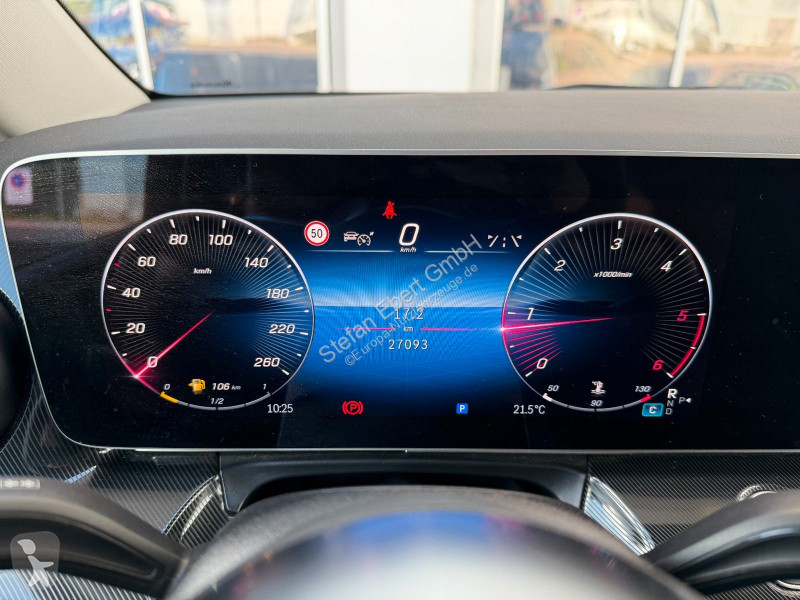 عربة نفعية Mercedes V  d DISTRONIC AHK2,5to 7Sitze