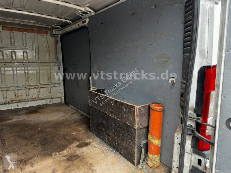Citroën Kasten 60 HDI 100 AHK Regale Transporter