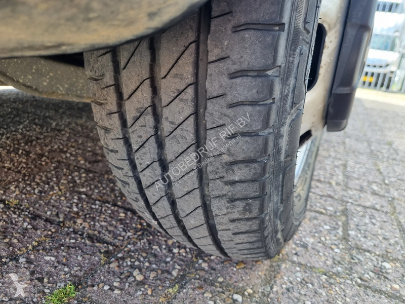Furgoneta Iveco 35C18 3.0D 180PK L4H2 Maxi N1...