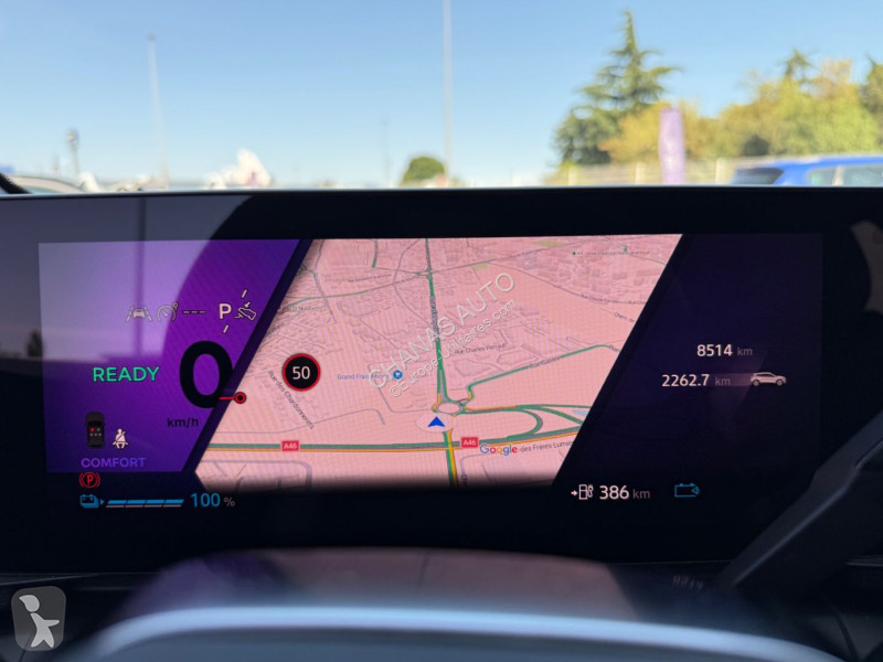 Véhicule utilitaire Renault E-tech 220 ch Techno